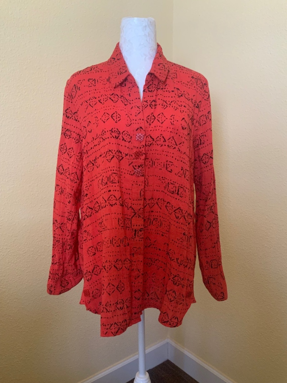 Habitat Button down shirt with geometric pattern and buttons Artsy/Boho